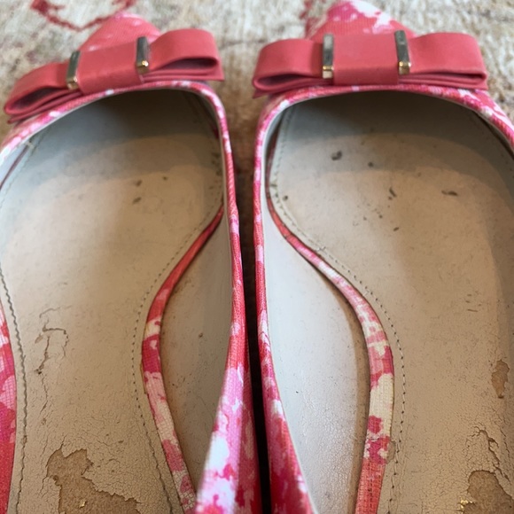 Coach-Pink Floral Flats with bows-6.5B - Picture 8 of 9